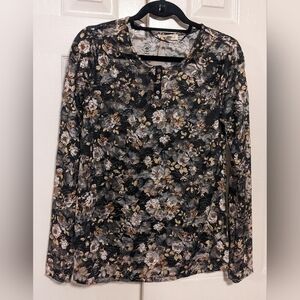 5/$25 Hem & Thread Blouse